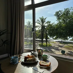  Apartamento Com Vista Pro Mar No Centro De - 2 Quartos E Cozinha Completa